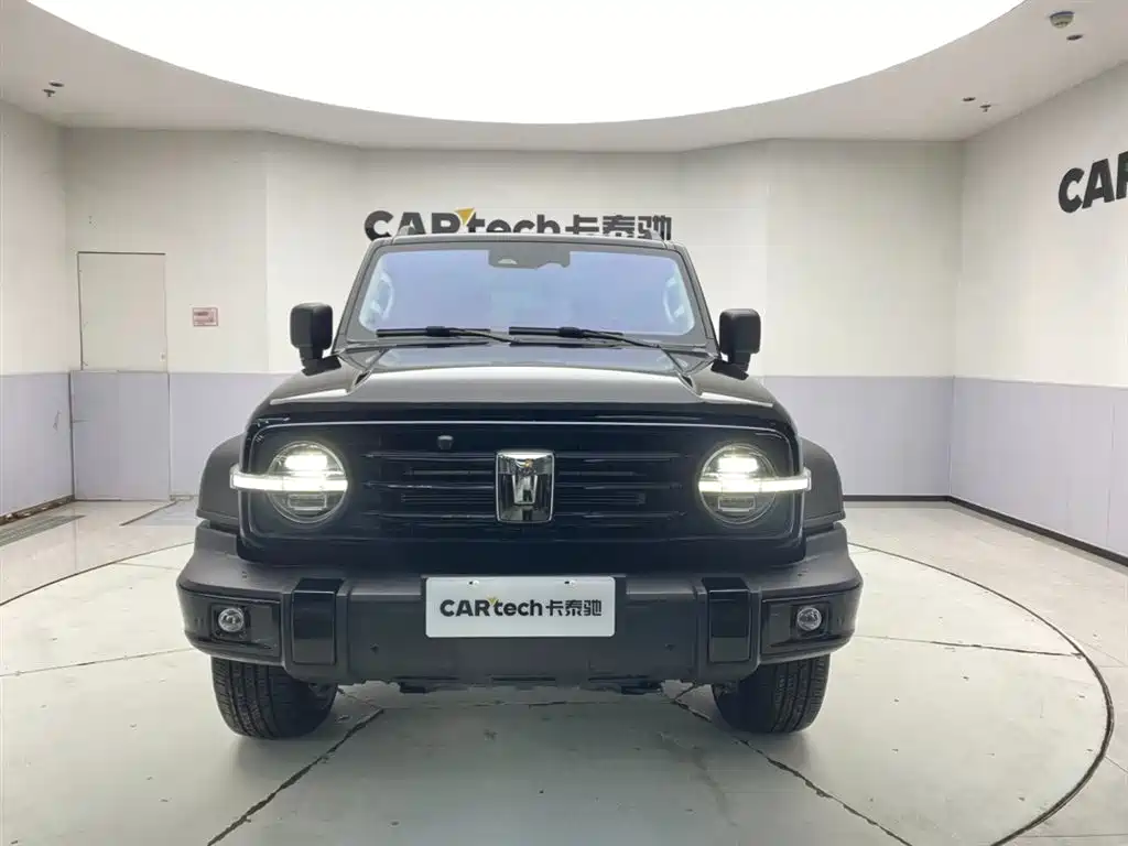 TANK TANK 300 NEW ENERGY