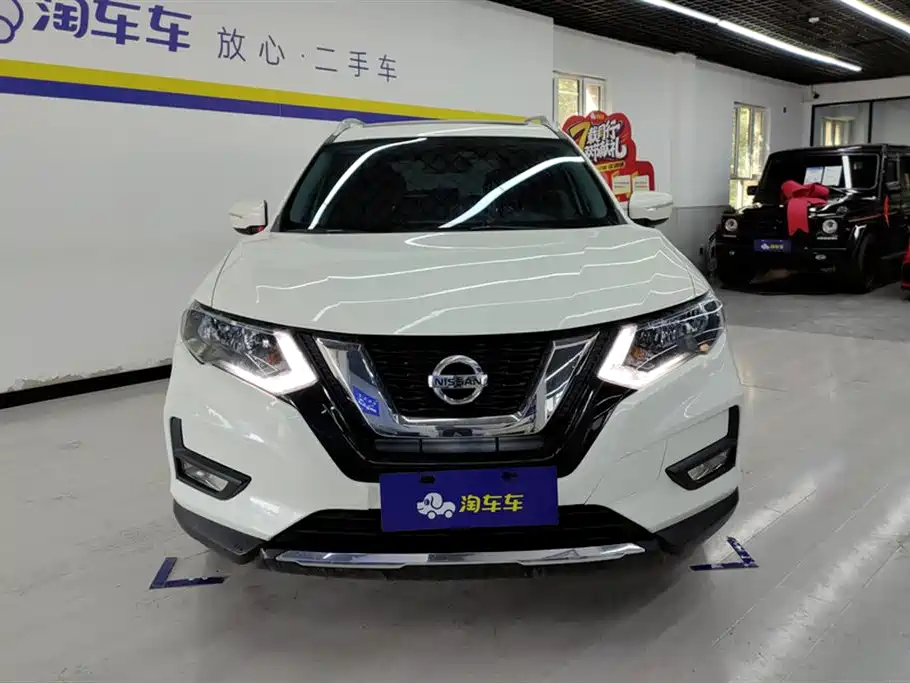 NISSAN QIJUN