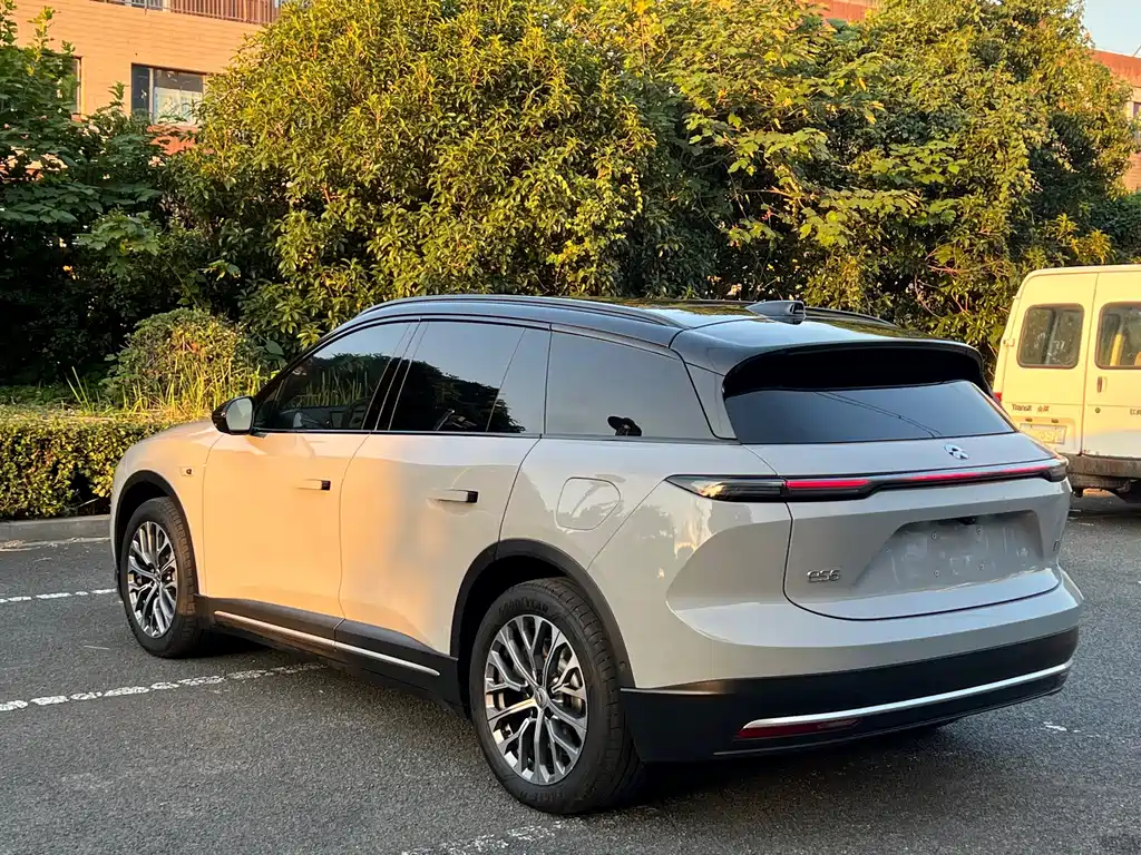 NIO ES6 — миниатюра 14