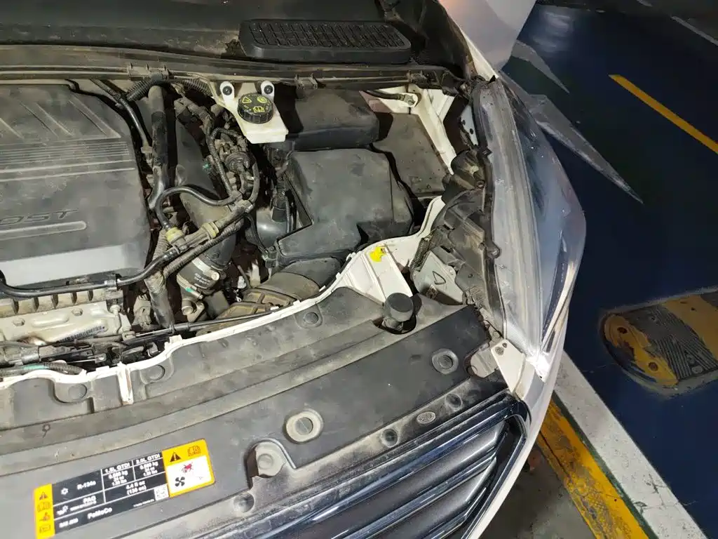 Ford Kuga — миниатюра 19