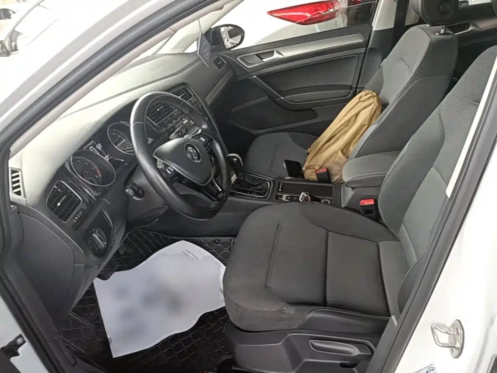 Volkswagen Golf — миниатюра 15