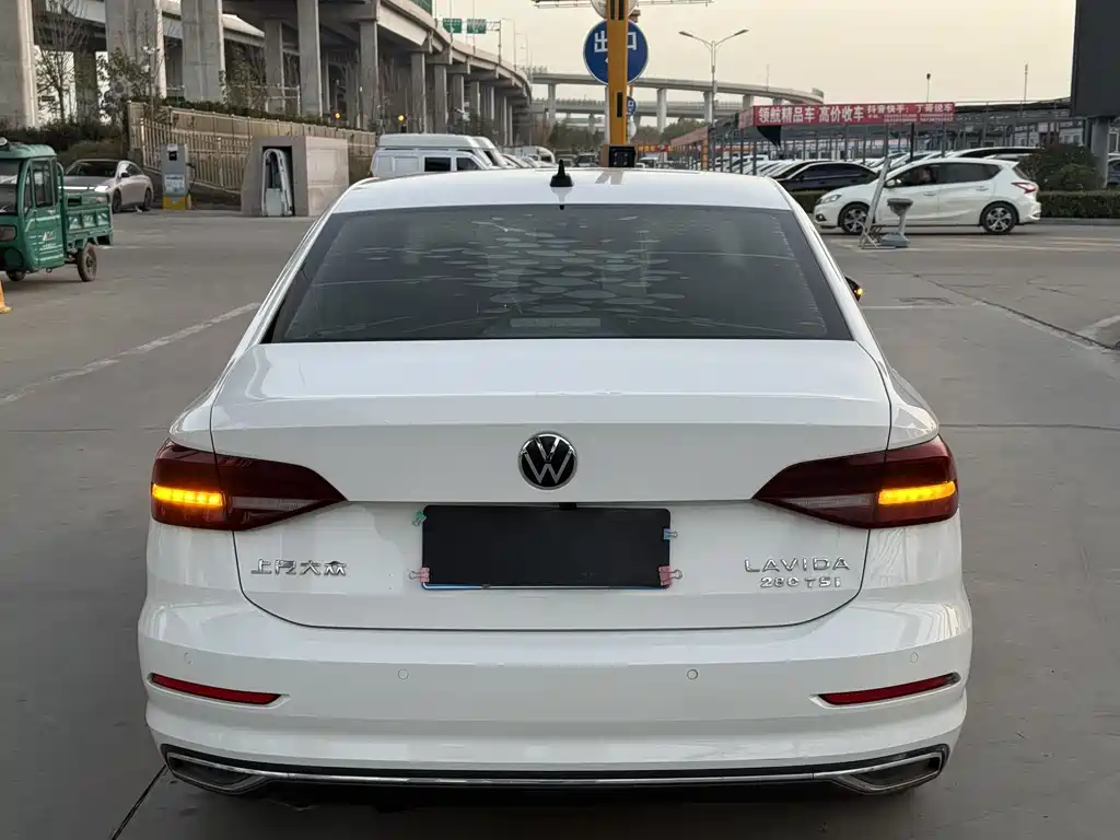 VOLKSWAGEN LAVIDA
