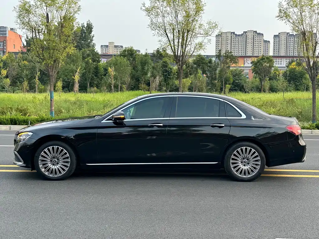 Mercedes-Benz E-Class E 2022 E 300 L Luxury