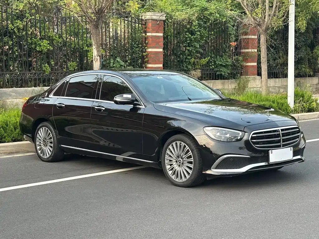 Mercedes-Benz E-Class E 2022 E 300 L Luxury