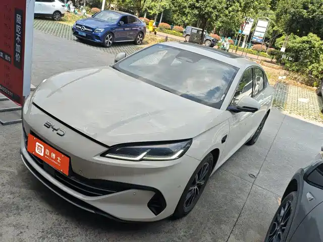 2025 BYD Seal