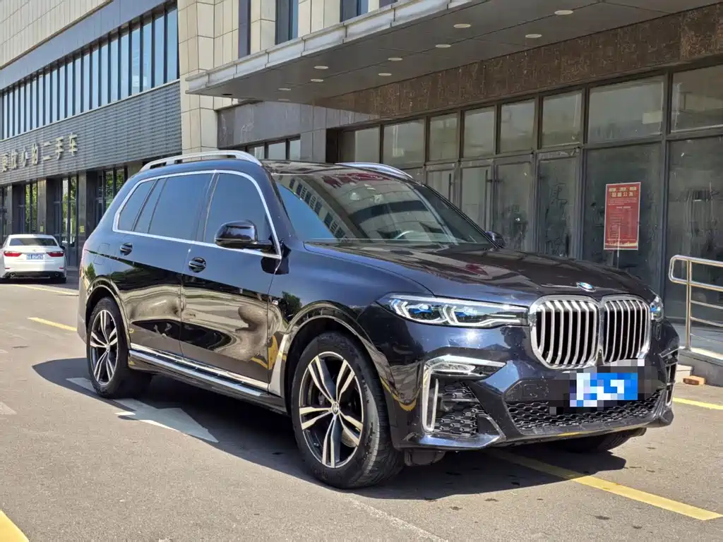 BMW X7 — миниатюра 3