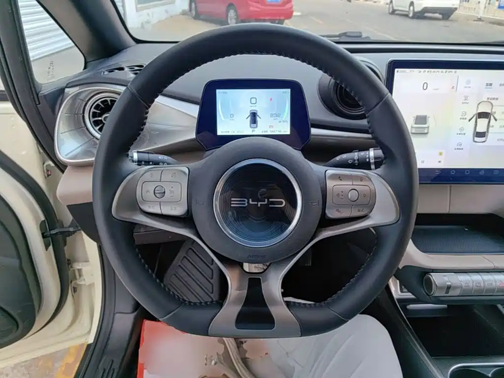 BYD Dolphin — миниатюра 11