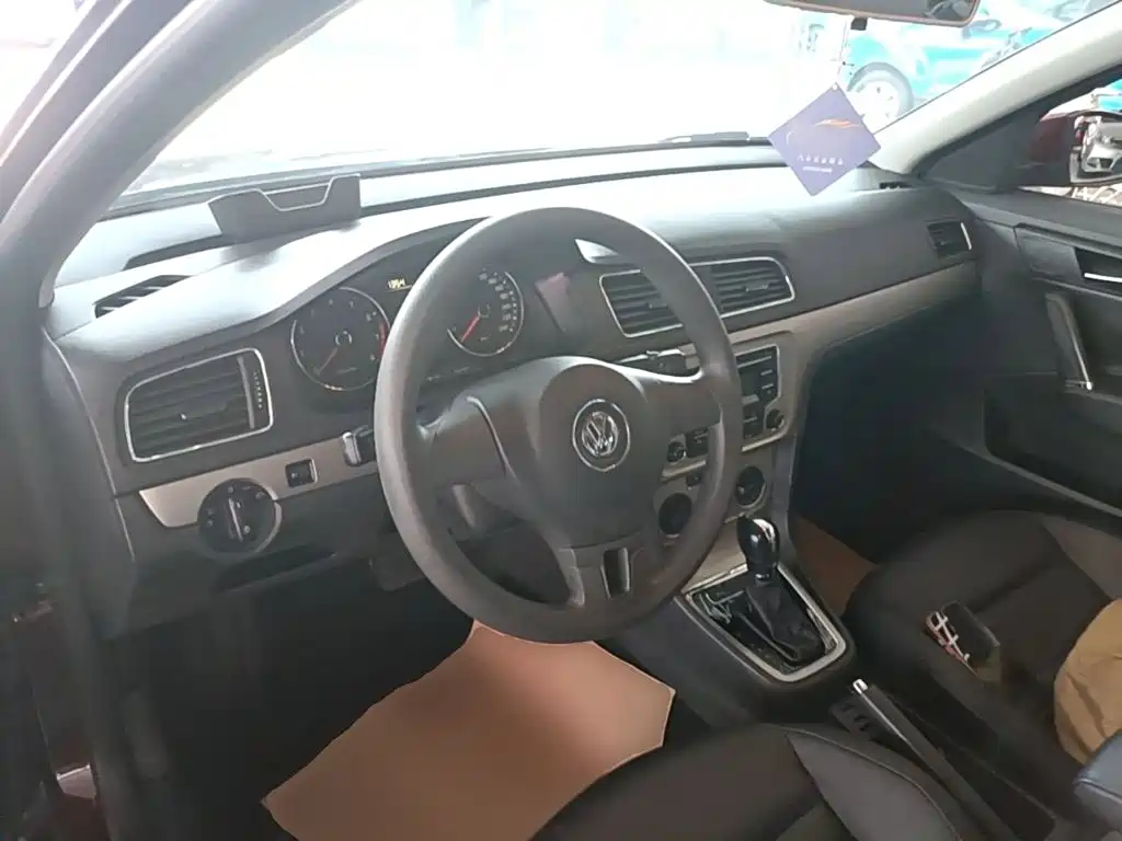 Volkswagen Lavida — миниатюра 10