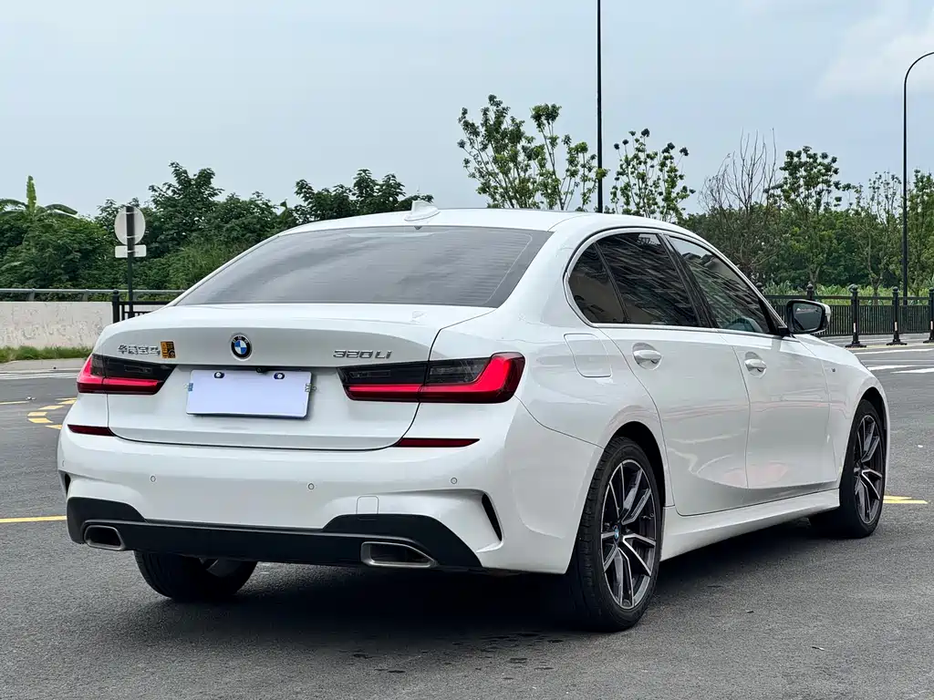 BMW 3 Series 3 2022 320Li M Sport