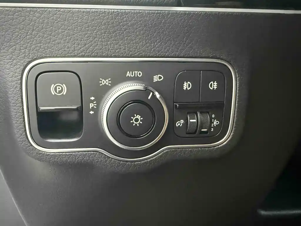 Mercedes-Benz GLA 2022 GLA 180