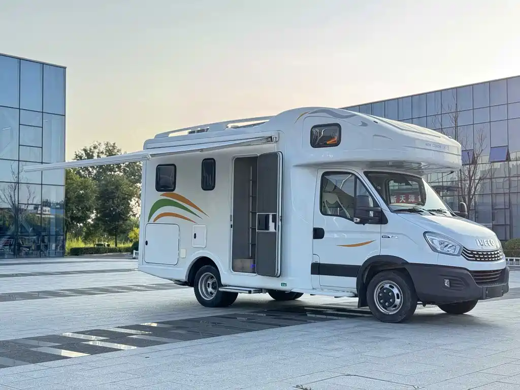 IVECO Ousheng — миниатюра 3
