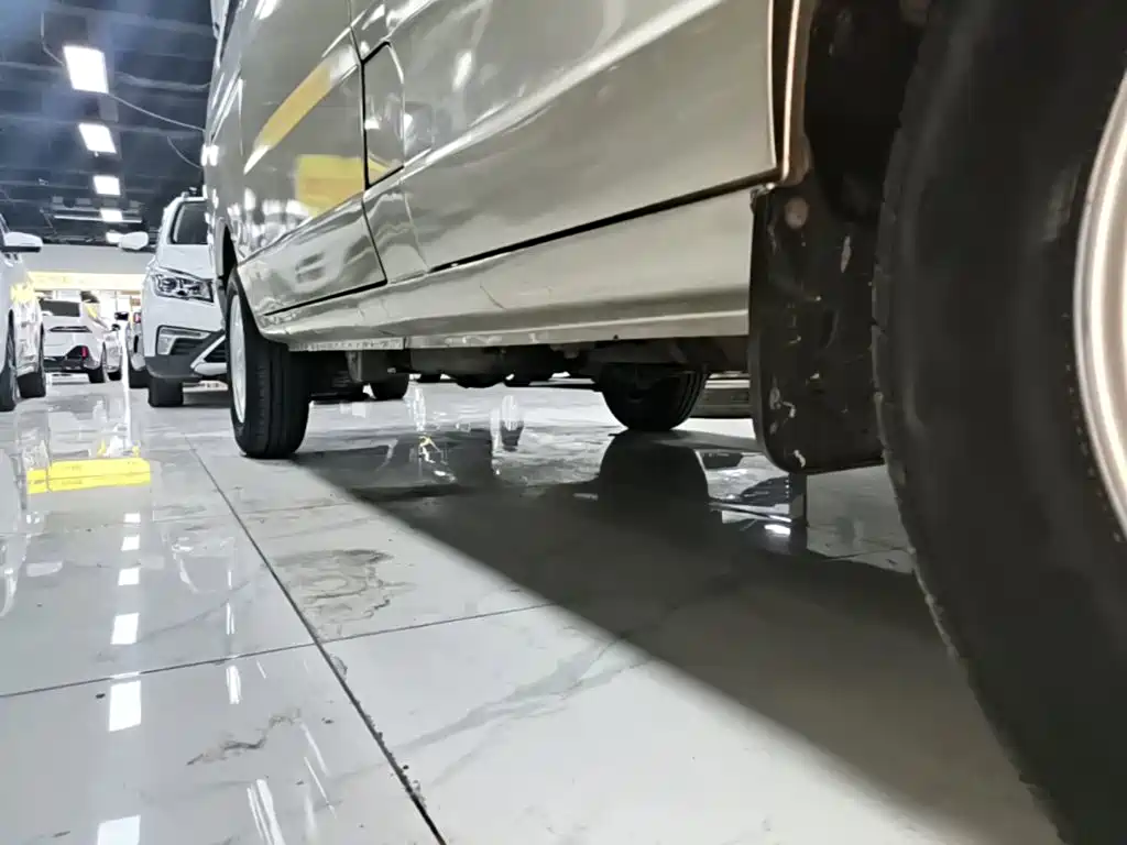 Wuling Rongguang — миниатюра 21