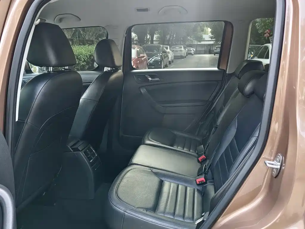 Skoda Yeti — миниатюра 8