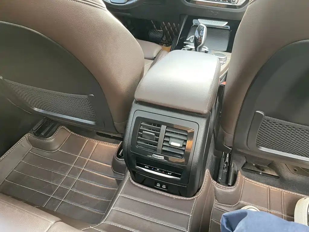 BMW X3 — миниатюра 18