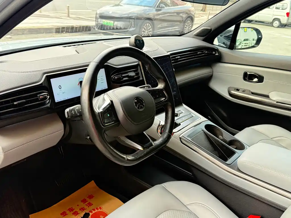 NIO ES6 — миниатюра 4