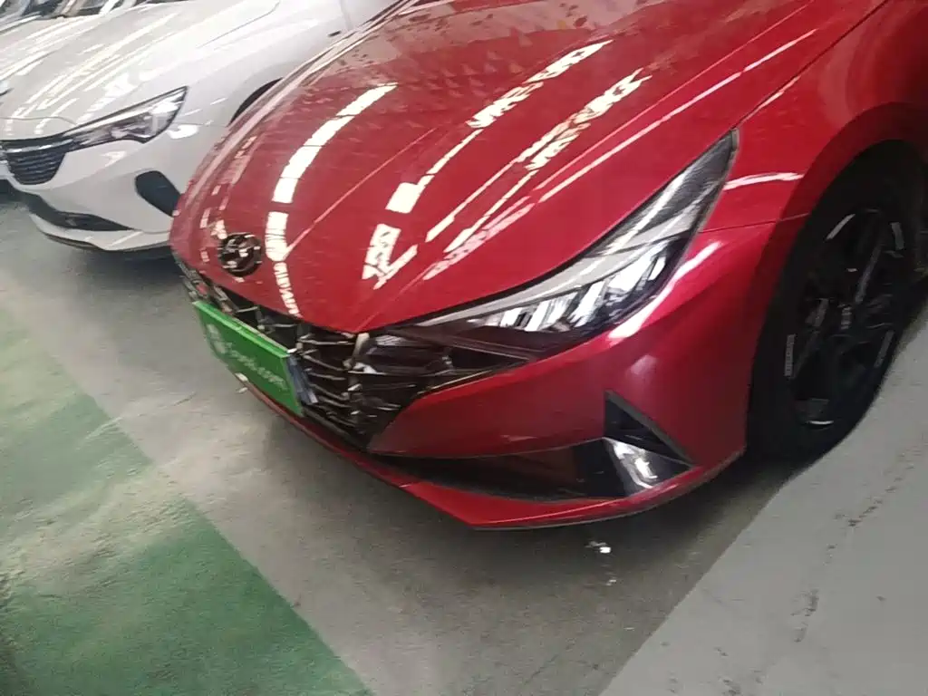 Hyundai Elantra — миниатюра 24