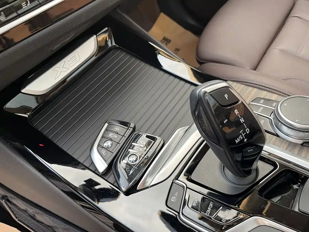 BMW X3 — миниатюра 12