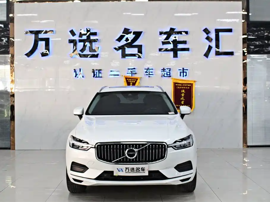 Volvo XC60 2019 T5 V