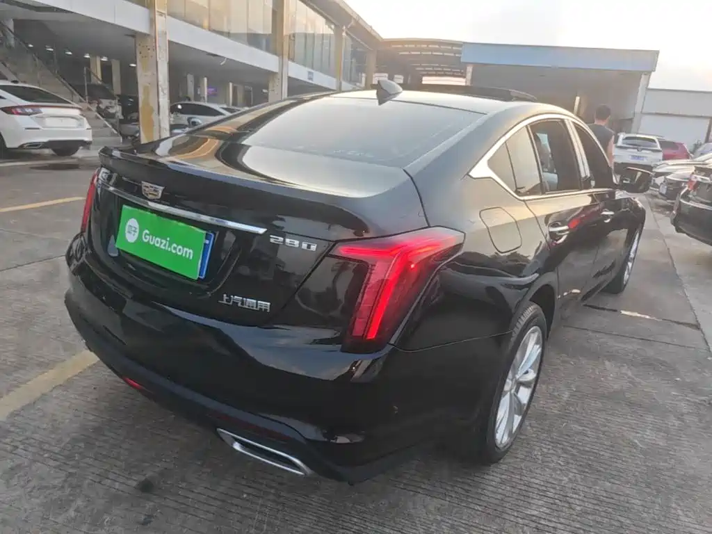 Cadillac CT5 — миниатюра 7