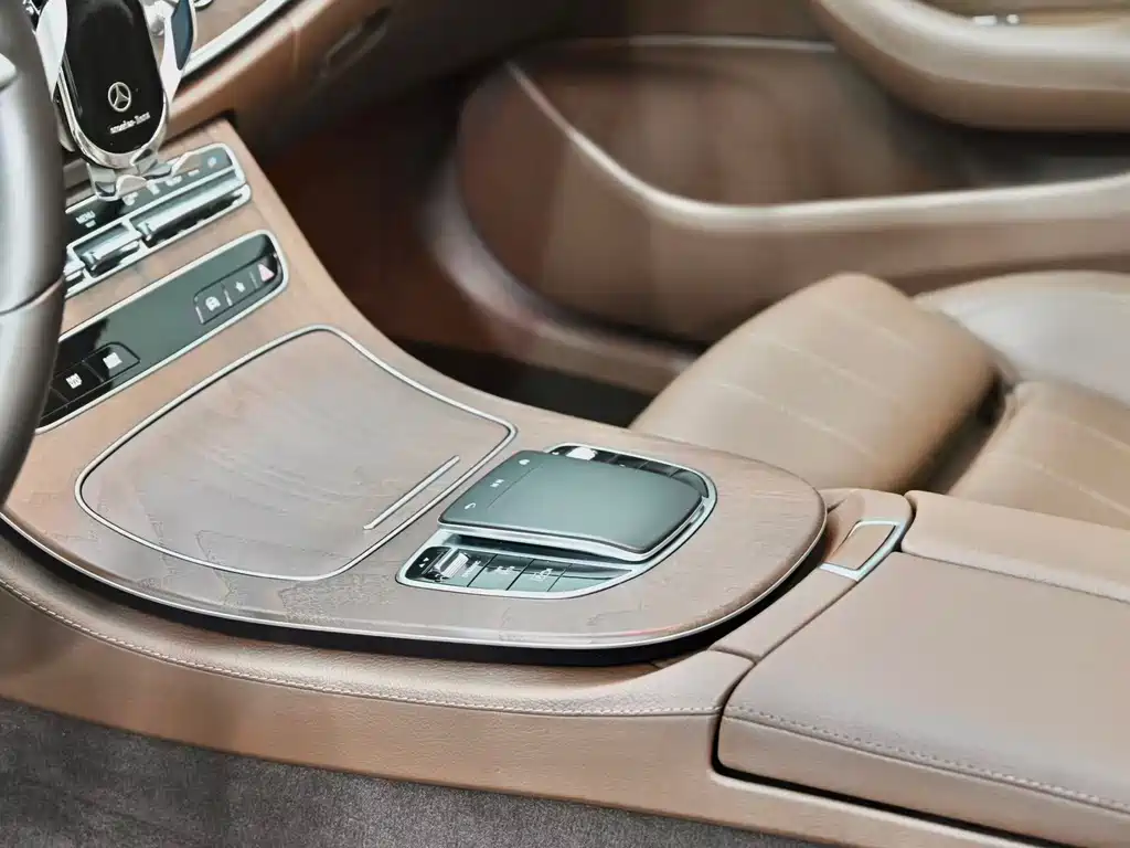 Mercedes-Benz E-Class New Energy E 350 e L Plug-in Hybrid Sedan, фото 21