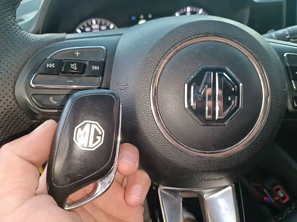 MG MG5 — миниатюра 9