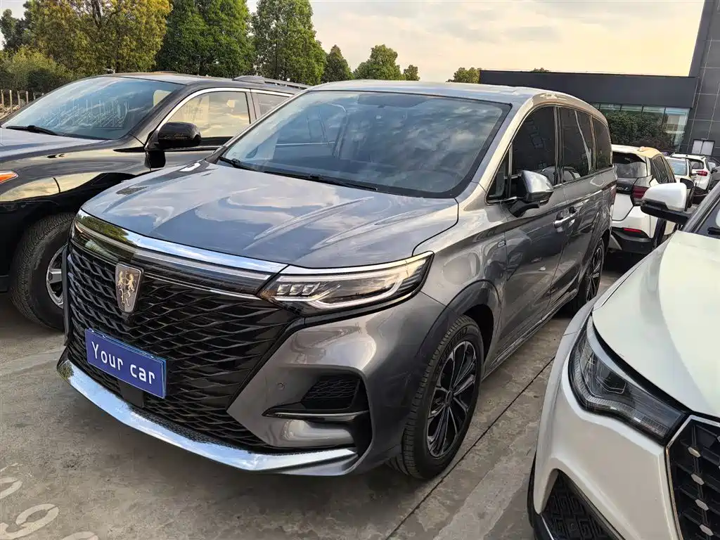 Roewe iMAX8 2021