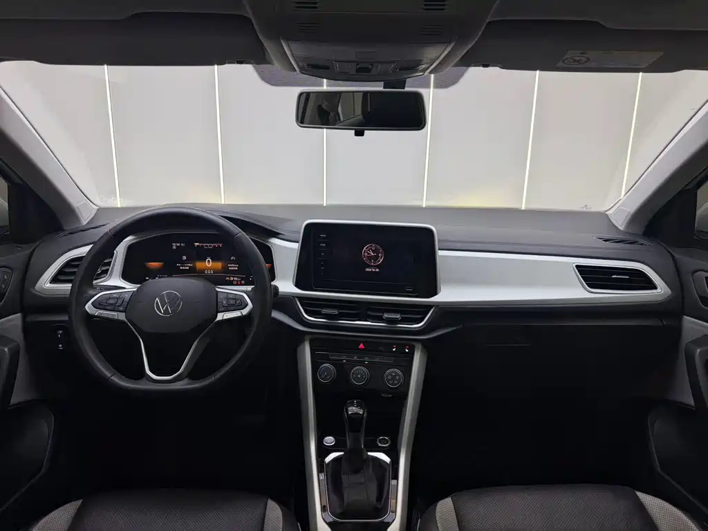 Volkswagen T-Roc — миниатюра 5
