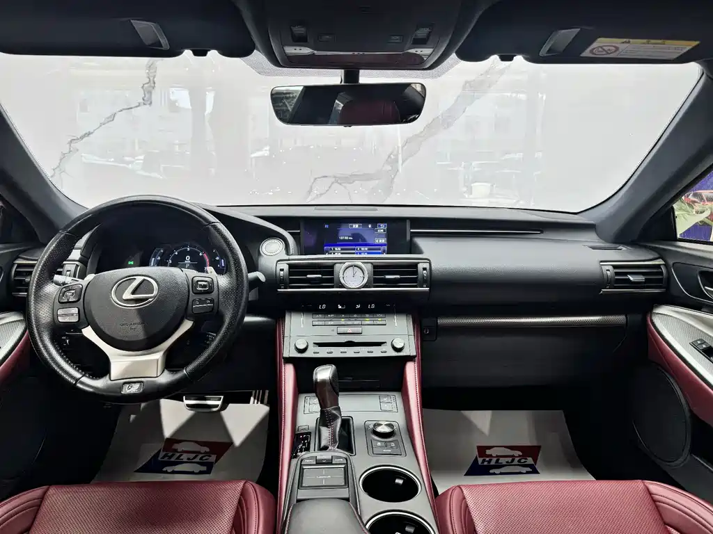 Lexus RC — миниатюра 12