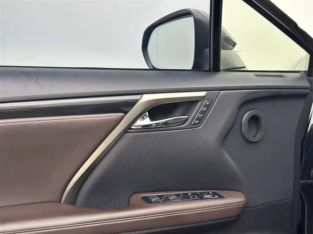 Lexus RX — фотографии объявления, Фото 14