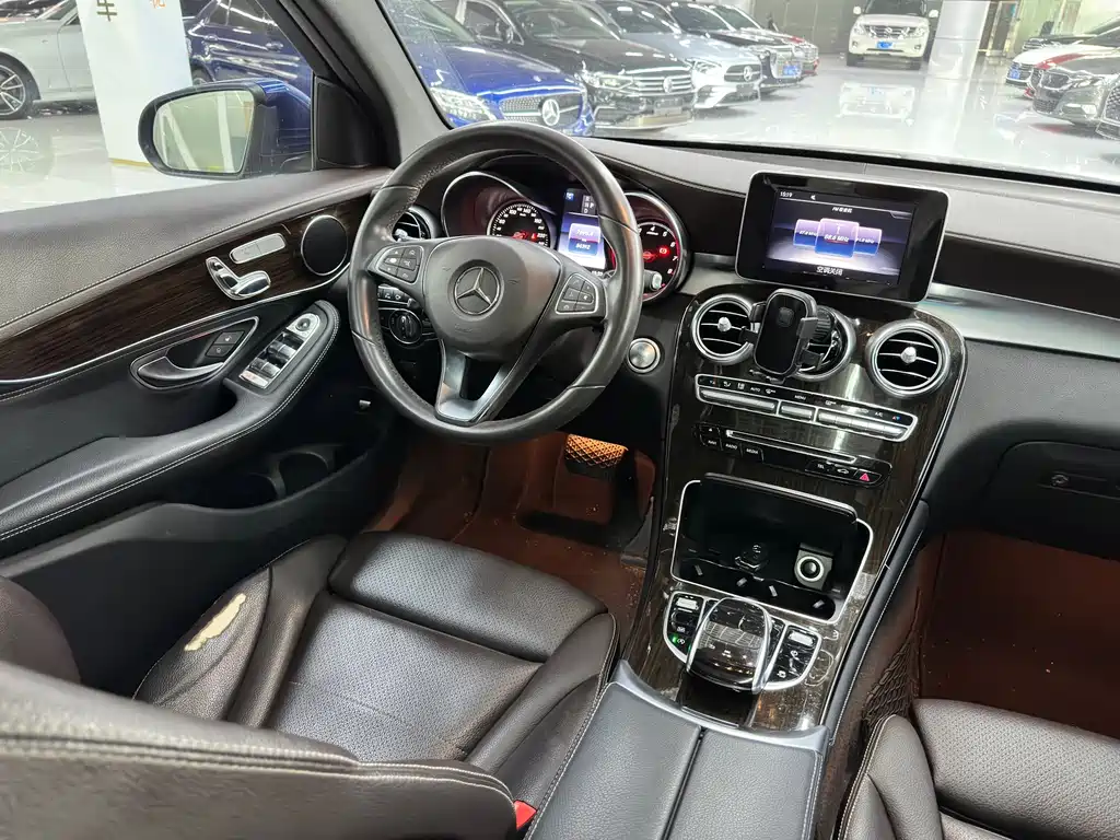 Mercedes-Benz GLC — миниатюра 16