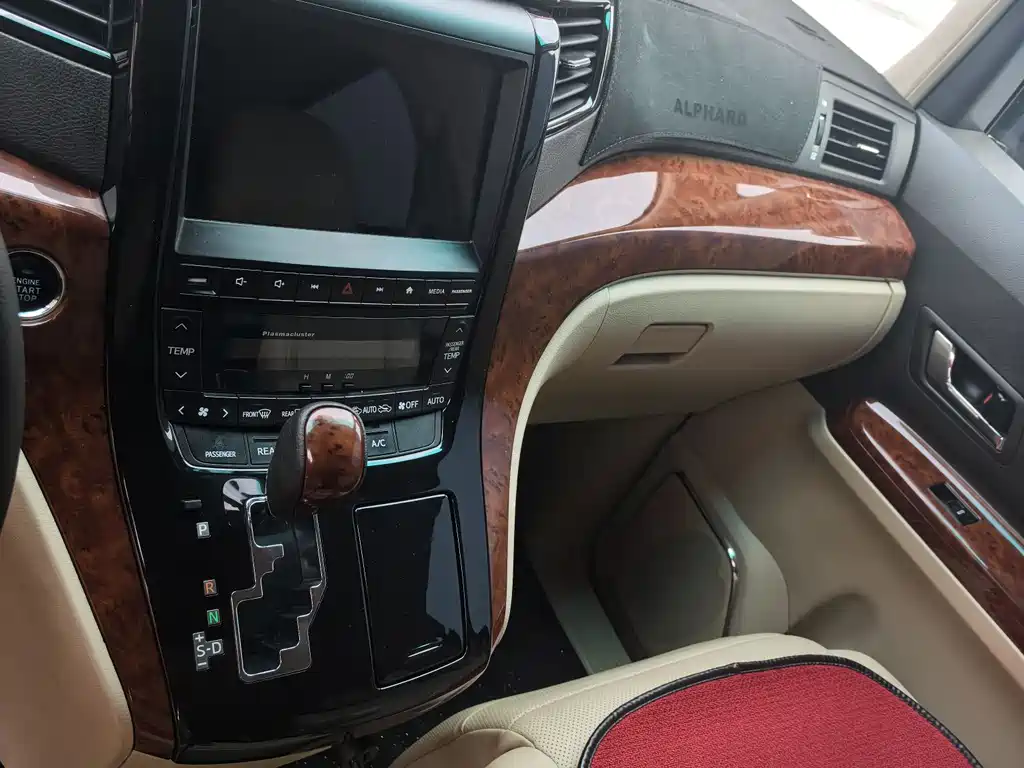 Toyota Alphard — фотографии объявления, Фото 12