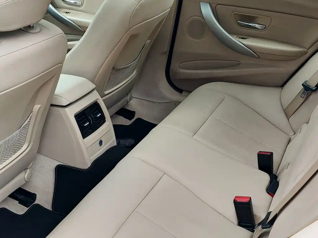 BMW 3 Series (Import) 320i Sport Design Package Touring Edition, фото 28