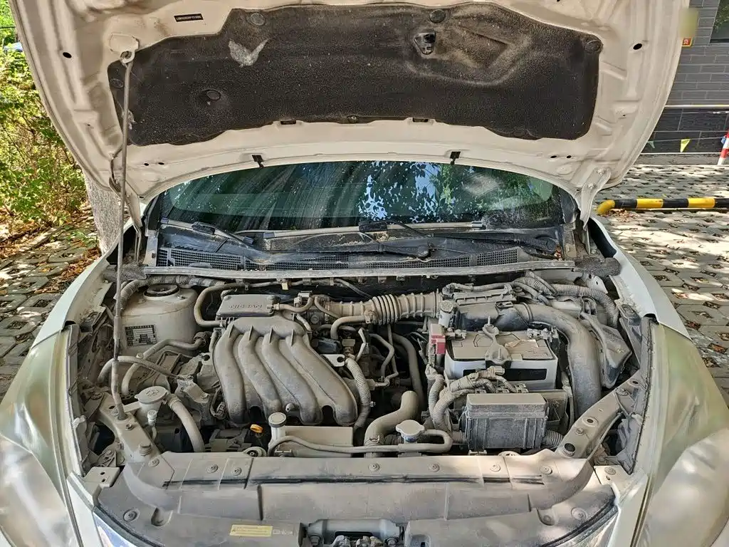 Nissan Tiida — миниатюра 16