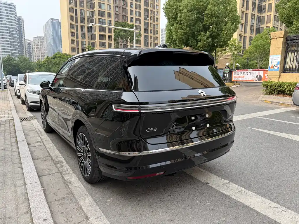 NIO ES8 2026 мест Executive Luxury