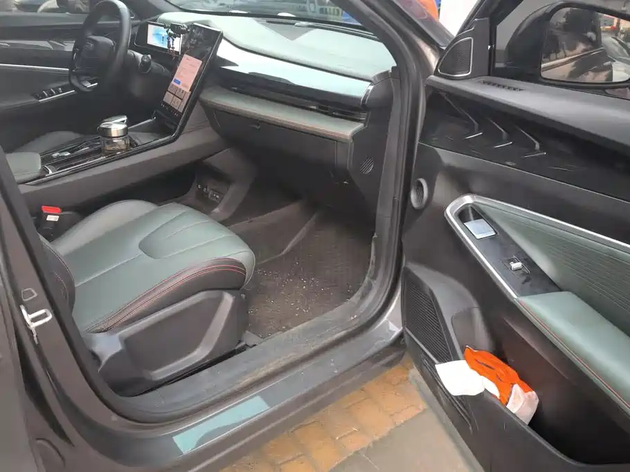 Geely Boyue — миниатюра 8