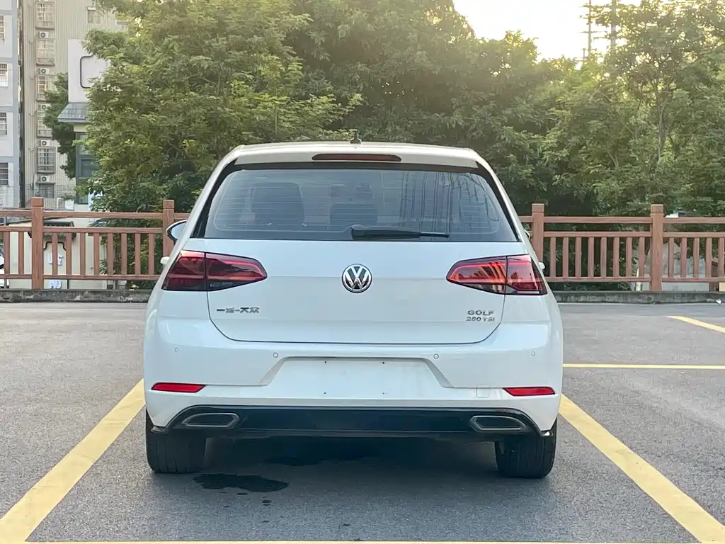Volkswagen Golf — миниатюра 8