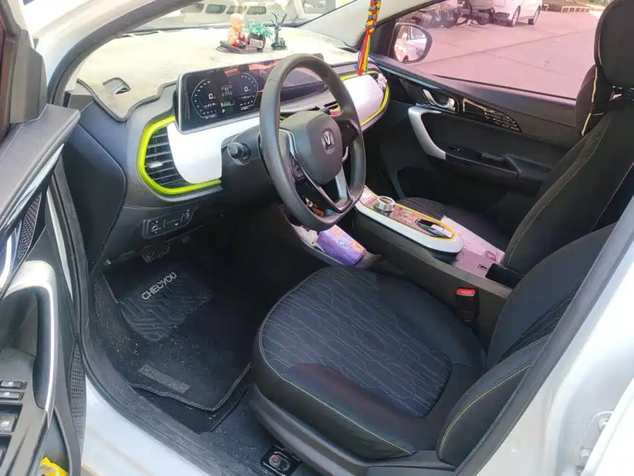 Changan Benben E-Star — миниатюра 9