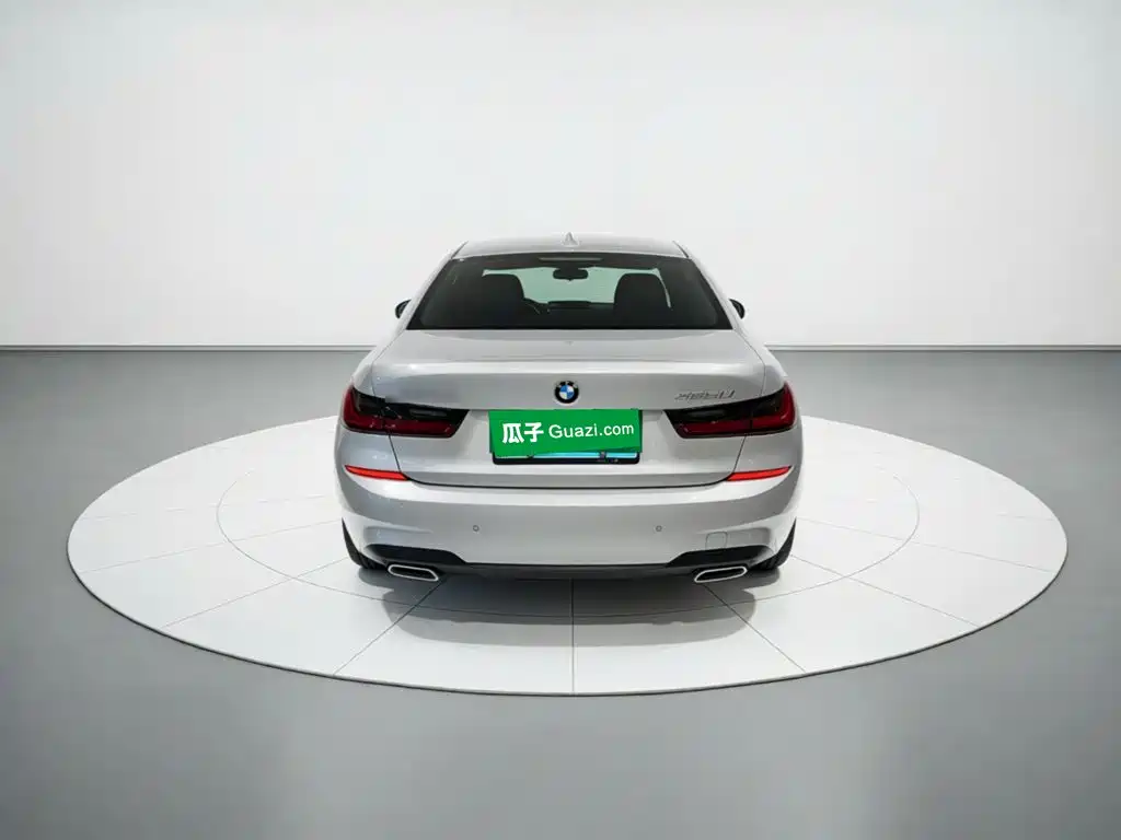 BMW 3 Series — миниатюра 3