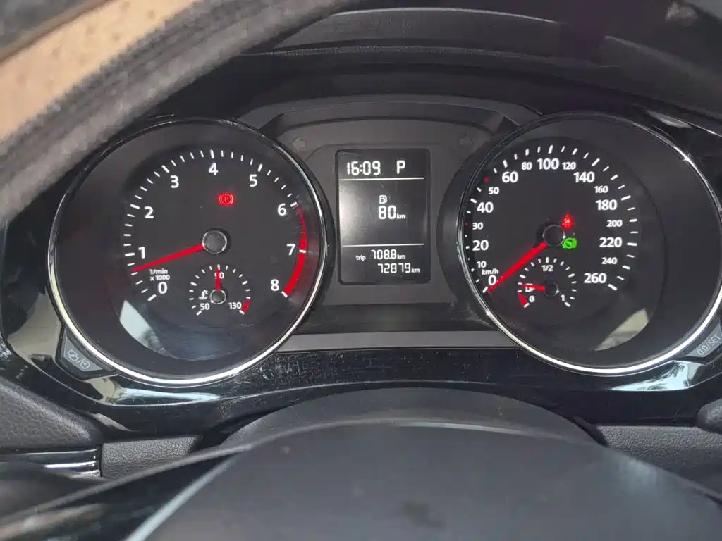 Volkswagen Sagitar — миниатюра 7