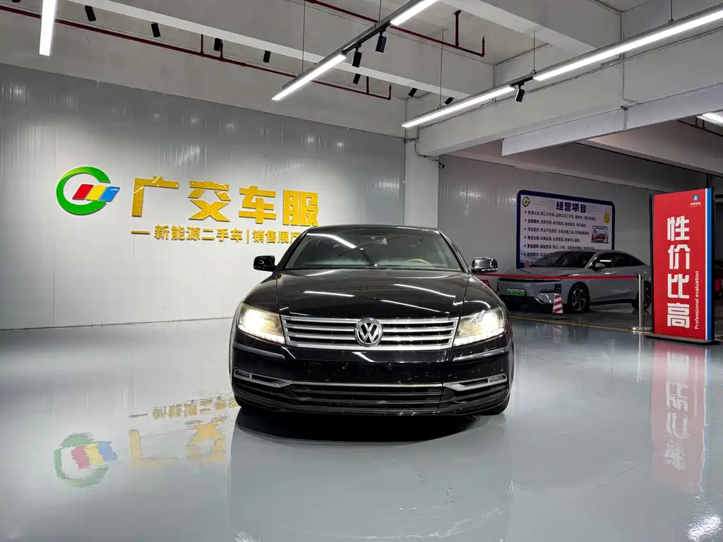 Volkswagen Phaeton — миниатюра 2