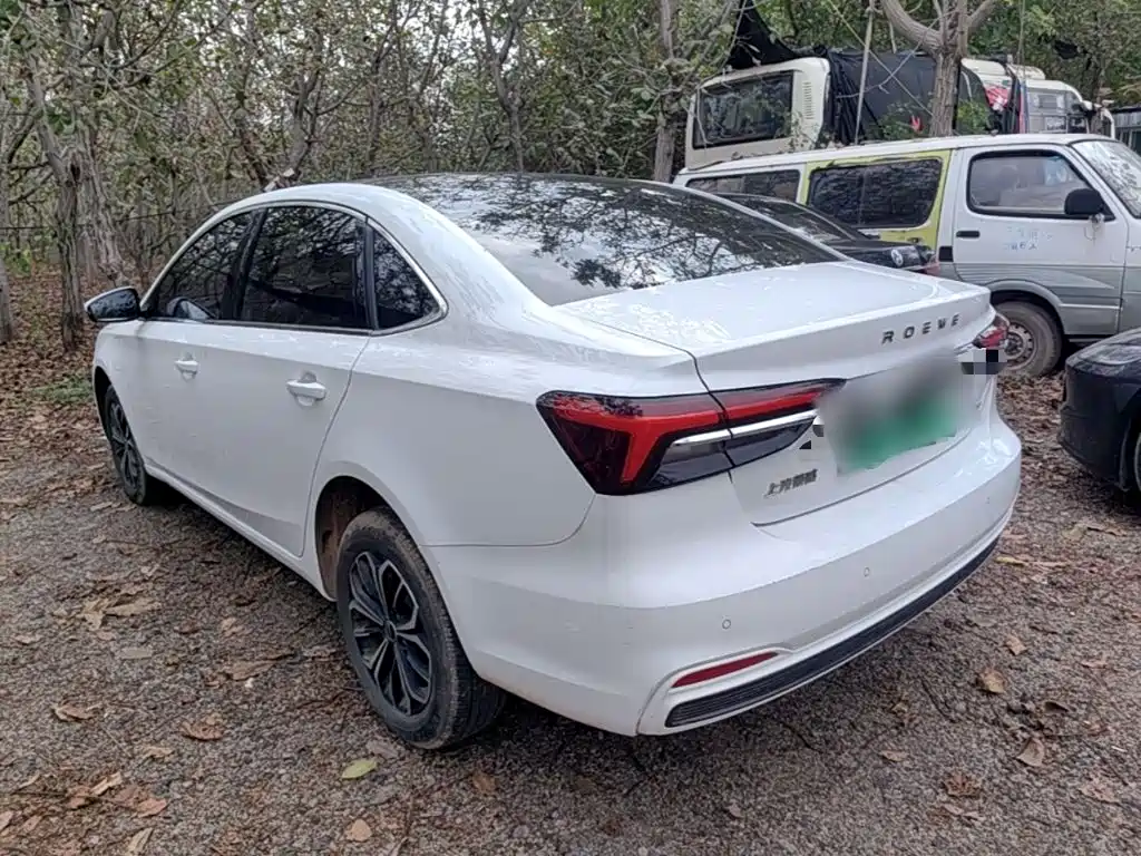 Roewe i6 MAX New Energy — миниатюра 5
