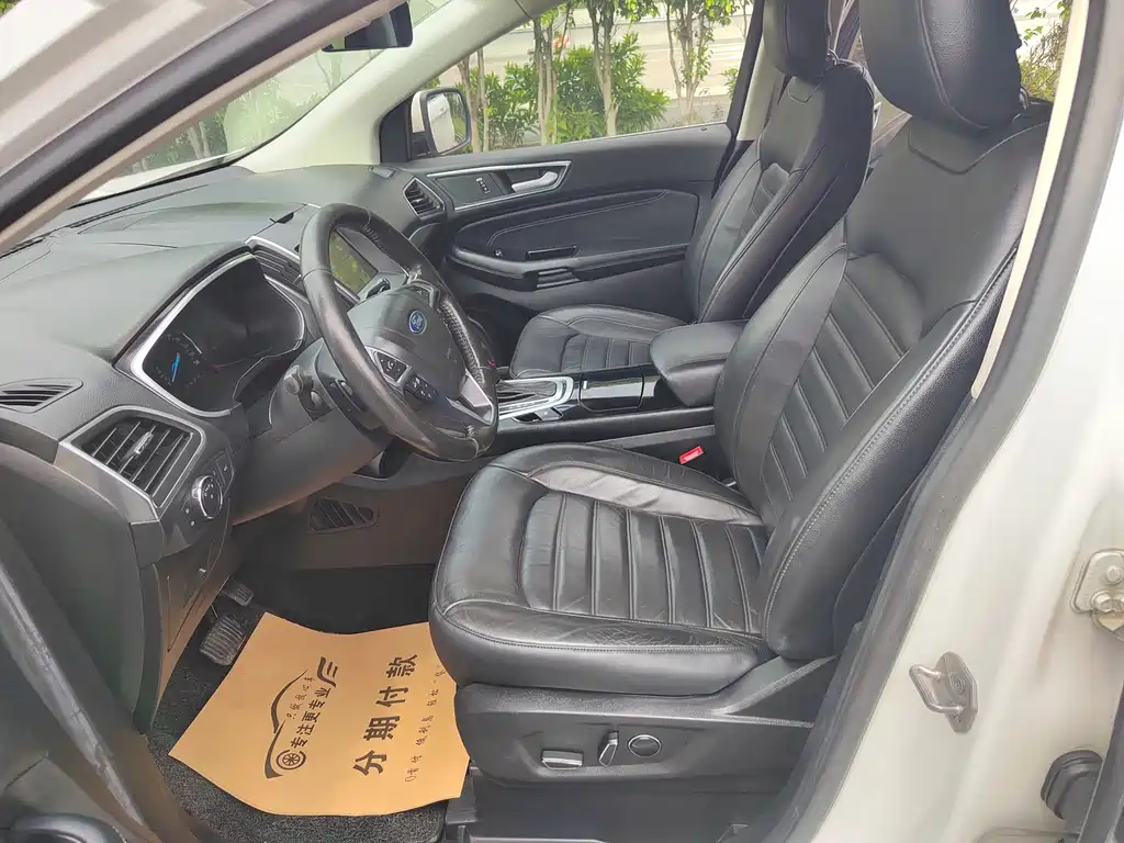 Ford Edge — миниатюра 14