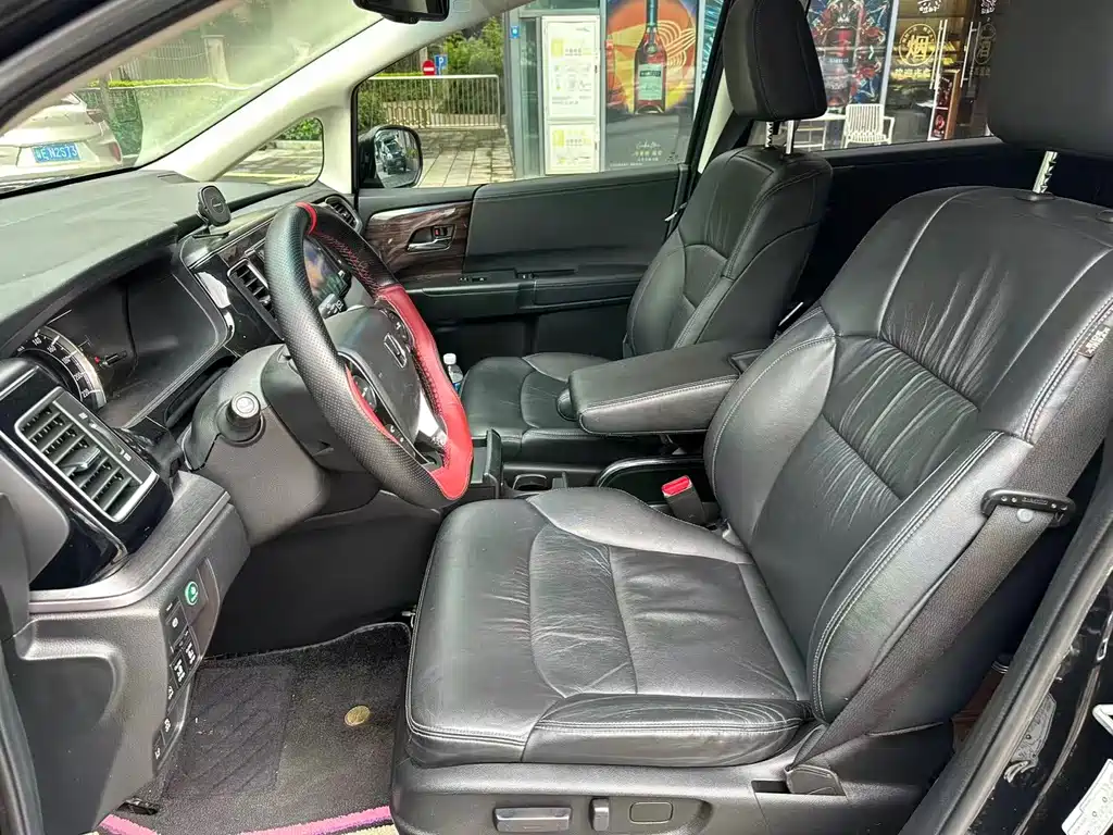 Honda Elysion — миниатюра 7
