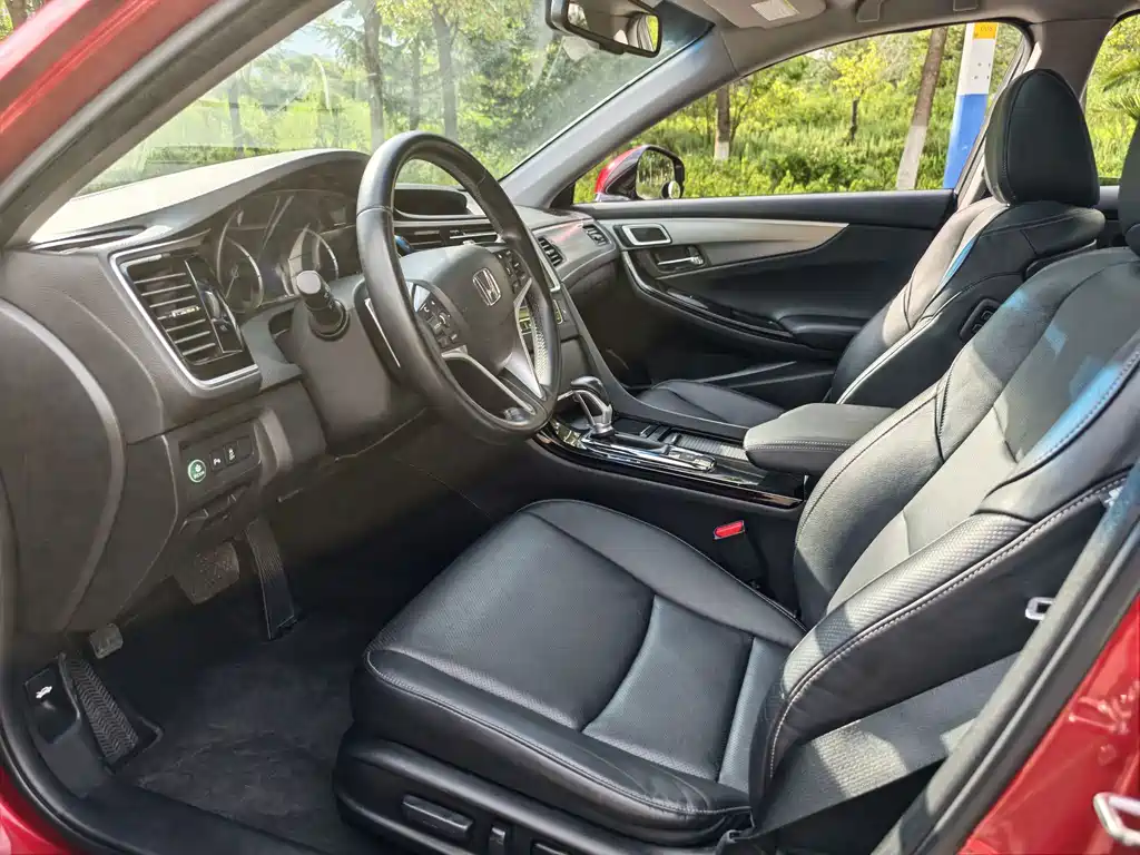 Honda Spirior — миниатюра 5
