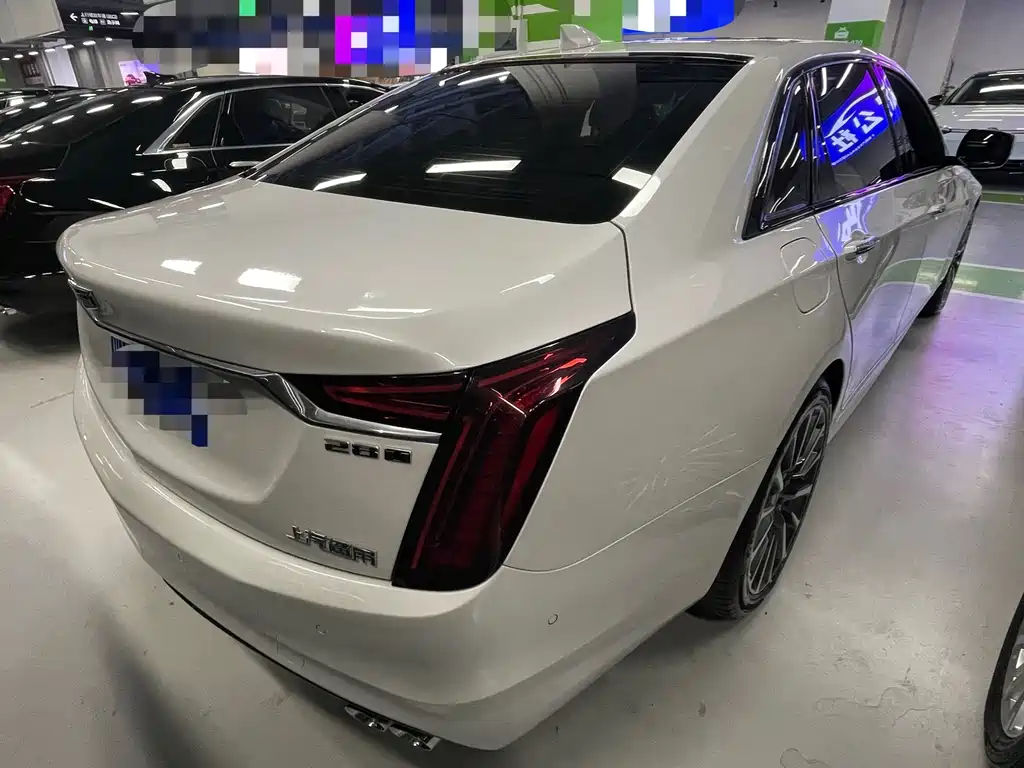 CADILLAC CT6