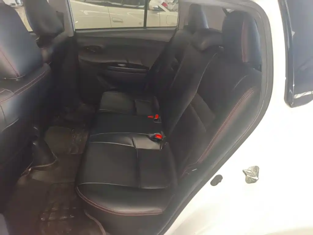 Toyota Vios FS — миниатюра 17
