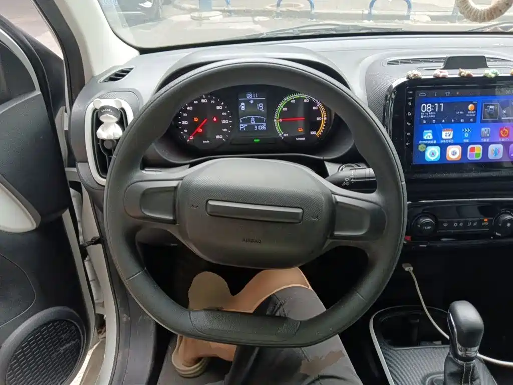 Roewe Clever — миниатюра 6