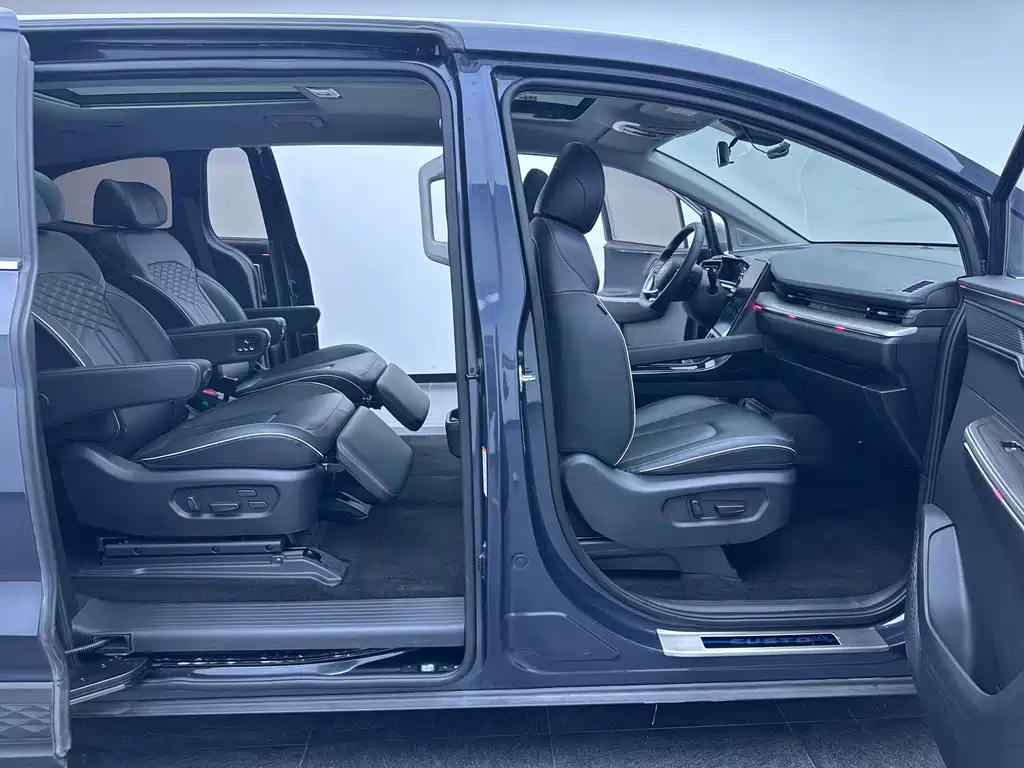 Hyundai Custo — миниатюра 21
