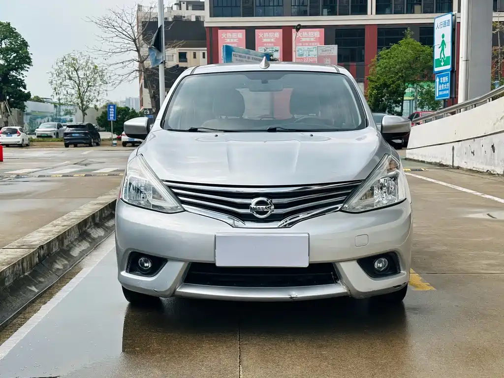 Nissan Livina — миниатюра 18