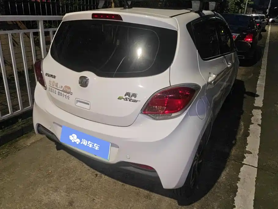 Changan Benben E-Star — миниатюра 3